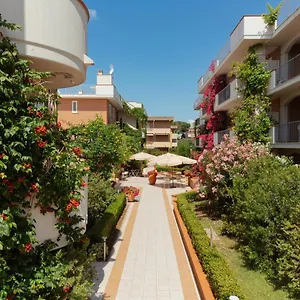 https://i-cinque-pini.it-tuscanyhotel.com